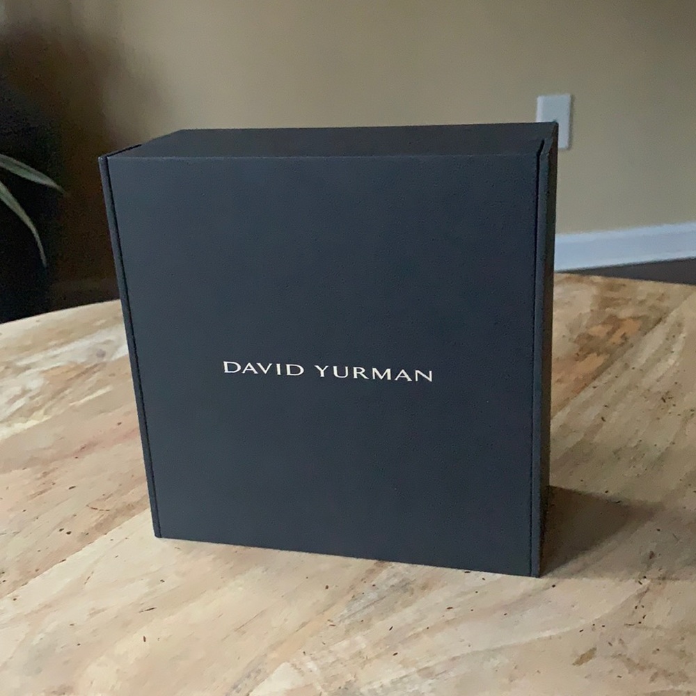 David Yurman Jewelry Giftbox -